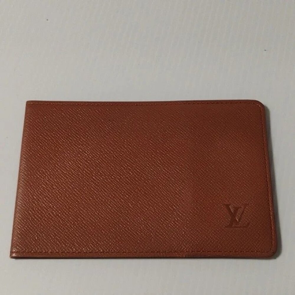 LV Taiga Leather Bifold Slim Wallet – Cognac